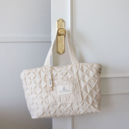LIETO x YMMAMA Big Yum Bag ลายลูกไม้สีเบจ (Beige Lace) กระเป๋าคุณแม่ กระเป๋าใส่ขวดนม กระเป๋าใส่ผ้าอ้อม ใบใหญ่จุได้เยอะ