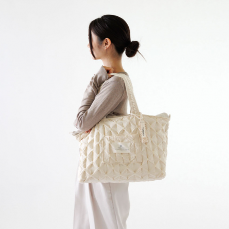 LIETO x YMMAMA Big Yum Bag ลายลูกไม้สีเบจ (Beige Lace) กระเป๋าคุณแม่ กระเป๋าใส่ขวดนม กระเป๋าใส่ผ้าอ้อม ใบใหญ่จุได้เยอะ